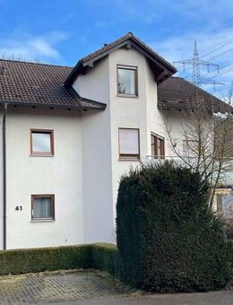 Helle 3-Zimmer-Wohnung mit Balkon und Garage - Trossingen