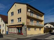 Mehrfamilienhaus mit 2 Wohnungen und Laden - Marktl