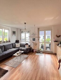 Waiblingen: Wunderschöne 4-Zimmer-Wohnung in sehr ruhiger Lage in Hegnach - Waiblingen