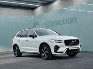 Volvo XC60, B4 (Benzin) R-Design Automatik, Jahr 2022 - München