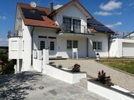3-Familienhaus mit 600qm großen Garten, 1000qm Grundstück, Doppelgarage und Stellplätze in Bad Rappenau/Grombach - Bad Rappenau