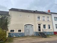 Dieses Bauernhaus befindet sich in einer Nebenstrasse im Losheimer Ortsteil Bachem - Losheim (See)