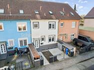 Reihenmittelhaus mit Einliegerwohnung. 2 Stellplätze. In Raunheim - Raunheim