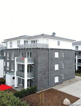3- Zimmer im Ergeschosss mit Terrasse !! - Achim