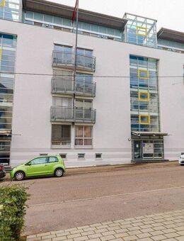 Lichtdurchflutetes Wohnambiente mit Balkon und moderner Einbauküche - stilvoller Wohngenuss pur - Stuttgart