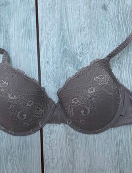 BH von Esprit Gr. 75D taupe - Vechta