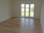 Renovierte Top 2-Raum-Wohnung mit 2 Balkonen und Einbauküche - Frankenberg (Sachsen)