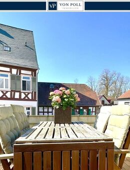VON POLL OBERURSEL: Sonniges Juwel in der Altstadt mit charmantem Innenhof und Doppelgarage - Oberursel (Taunus)
