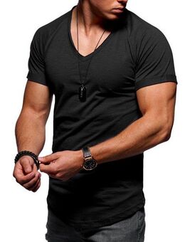 behype T-Shirt DANNY mit modernem V-Ausschnitt