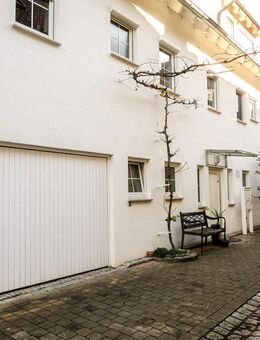 Moderne 2-Zimmer-Wohnung mit offener Küche und stilvollem Badezimmer - Großbottwar