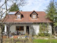 Gemütliches Einfamilienhaus mit sonniger Terrasse - Nürnberg