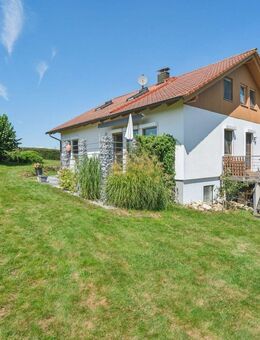 Schönes, gepflegtes und großzügiges Einfamilienhaus in Wertingen - OT Hirschbach - Wertingen