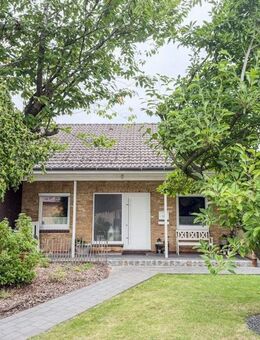 Feingemacht | Einfamilienhaus in Heide-Ost - Heide