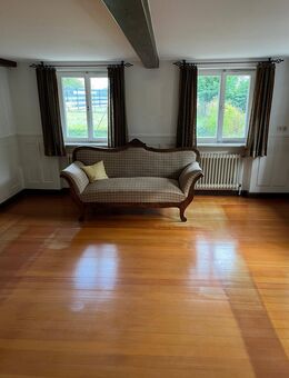 Östl. von Staufen 2-Fam.Haus + Bauland für EFH oder DH auf 1.560 m² Grundstück, ebene sonnige SW-Lage, Top-Infrastr. mit S-Bahn - Münstertal (Schwarzwald)