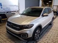 VW T-Cross, 1.0 TSI Move, Jahr 2023 - Langenhagen