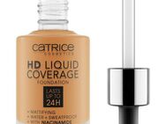 Catrice Foundation HD Liquid Coverage Foundation, Flüssig, mattierend, softe Textur, hohe Deckkraft, wasserfest.