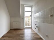 Helle Dachgeschosswohnung mit Charme - Chemnitz