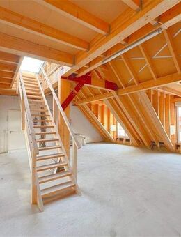 Moderne Wohnlandschaften in saniertem Altbau mit Ontop-Terrasse - Berlin