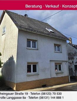 Charmante Hofreite mit Innenhof, Scheune und Nebengebäuden in schöner Lage - Schlangenbad