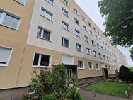 Zwei Zimmer Wohnung im Erdgeschoss mit Balkon! - Magdeburg