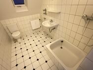 2-Zimmer-Wohnung in Duisburg Ruhrort mit Dusche - Duisburg