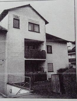 1 Zimmer Wohnung EBK und Balkon, langfristiges Mietverhältnis erwünscht - Markgröningen