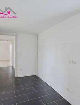 Sanierte 3-Zimmer-Wohnung mit Balkon und Fahrstuhl - Wilhelmshaven