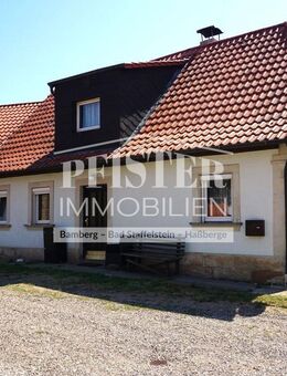 Denkmalgeschütztes Bauernhaus mit Nebengebäude und kleinem Garten in Sassendorf - Zapfendorf