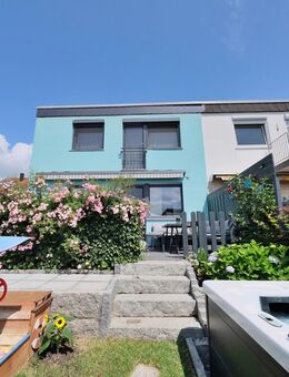 Reserviert! Liebevoll modernisiertes Reihenendhaus mit Whirlpool, Sauna uvm.! - Bayreuth