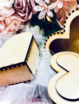personalisierte Ringschatulle / Ringkissen / Ringbox / Herzbox Holz mit Gravur für Hochzeit, Verlobung, Trauung - Kamen