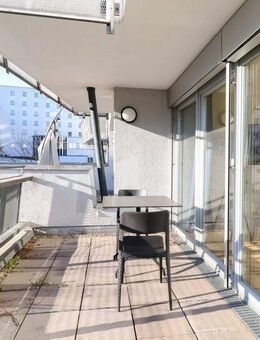 Elegantes Wohnglück mit privater Terrasse - Großzügige 1-Zimmerwohnung in zentraler Lage! - Stuttgart