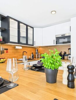 Voll ausgestattet, hochwertig möbliert & frisch sanierte Wohnung mit Garten in Seenähe - Uhldingen-Mühlhofen