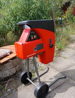 Einhell Gartenhäcksler GC-RS 2540 / nur 2 x gebraucht - sehr guter Zustand - Bielefeld