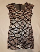 Glänzendes Paillettenkleid von Soky & Soka – Perfekt für den großen Auftritt in 66440