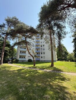 Schöne 3 Zimmerwohnung mit Balkon und Garage in zentraler Lage - Hanau (Brüder-Grimm-Stadt)