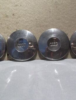 Chromradkappen von einem Audi 80 Bj 1975 - Bad Hersfeld