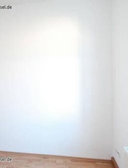 SCHÖNE 3-RAUMWOHNUNG MIT BALKON IN RUHIGER SEITENLAGE! - Chemnitz