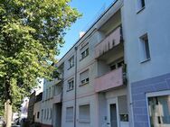 Helle 3-Zimmer-Wohnung mit Balkon und eigenem Stellplatz - Saarbrücken