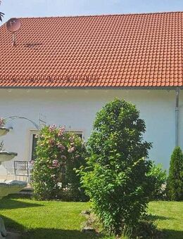 Wunderschönes Einfamilienhaus mit tollem Außenbereich und über 220 qm Wohnfläche - Ebermannsdorf