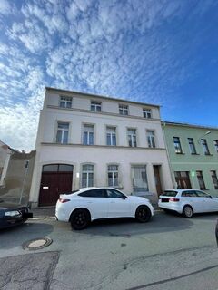 Objekt-Nr.: 14524 - teilsaniertes Wohn- und Geschäftshaus (Zweifamilienhaus) wartet auf Fertigstellung in Oelsnitz