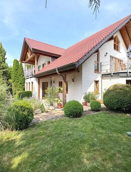 Zweifamilienhaus mit vielen Möglichkeiten - Platz für Familien, Generationen oder kreative Wohnideen - Wölfersheim