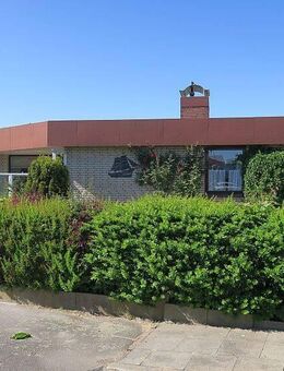 MELDORF: Bungalow mit 6 Zimmern und einem traumhaften Ausblick ! - Meldorf