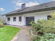 Saniertes, freistehendes Einfamilienhaus in direkter Feldrandlage von Bad Camberg (Erbach) - Bad Camberg