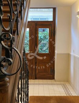 Stilvolle Altbauwohnung mit Potential im Herzen des Frankfurter Nordends - Frankfurt (Main)