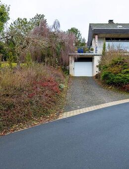 Freistehendes Einfamilienhaus + unbebautes Nachbargrundstück in Schönecken - ruhige Lage - Schönecken