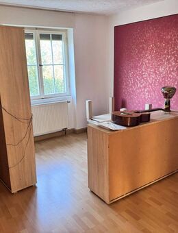 3-Zimmer-Altbau-Wohnung (ca. 78 m²) mit Gartenanteil in ruhiger, zentraler Stadtlage von Bühl! - Bühl
