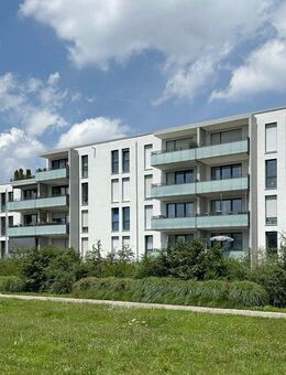 Sonnige 3-Zimmerwohnung mit offener Wohnküche und Südloggia - München