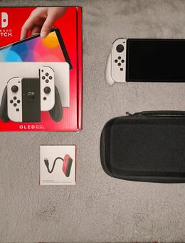 Nintendo Switch OLED Weiß + Zubehör - Lüdenscheid