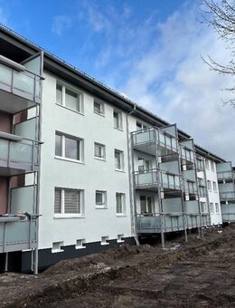 Modernisierte 2,5-Zimmer-Wohnung mit schönem Balkon - Elmshorn