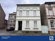 Charmantes Altbau-2-Familienhaus mit Entwicklungspotenzial in begehrter Lage ! - Mönchengladbach